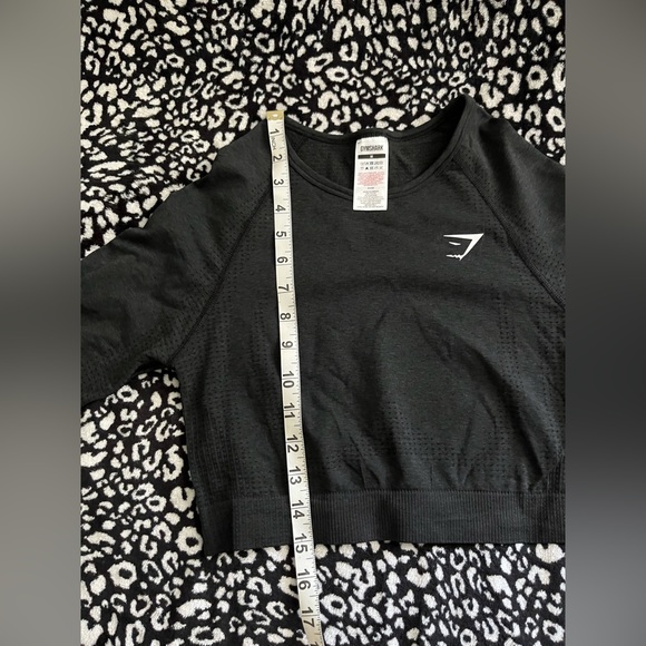 SOLD! 🥰Gymshark Vital Seamless 2.0 Long Sleeve Crop Top - Picture 2 of 9